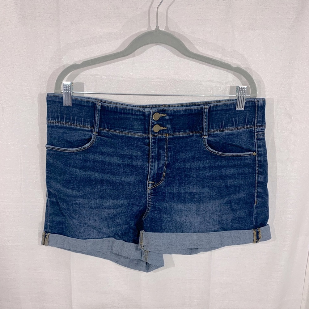 Women's Apt. 9® Tummy Control Jean Shorts
